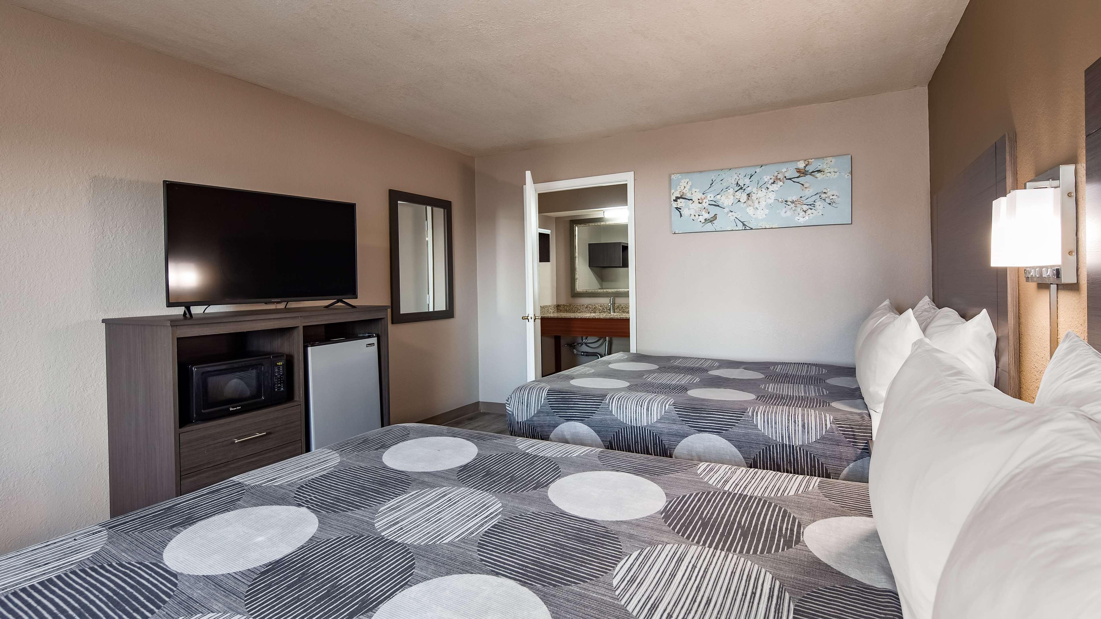 Surestay Hotel By Best Western Olathe Exterior photo