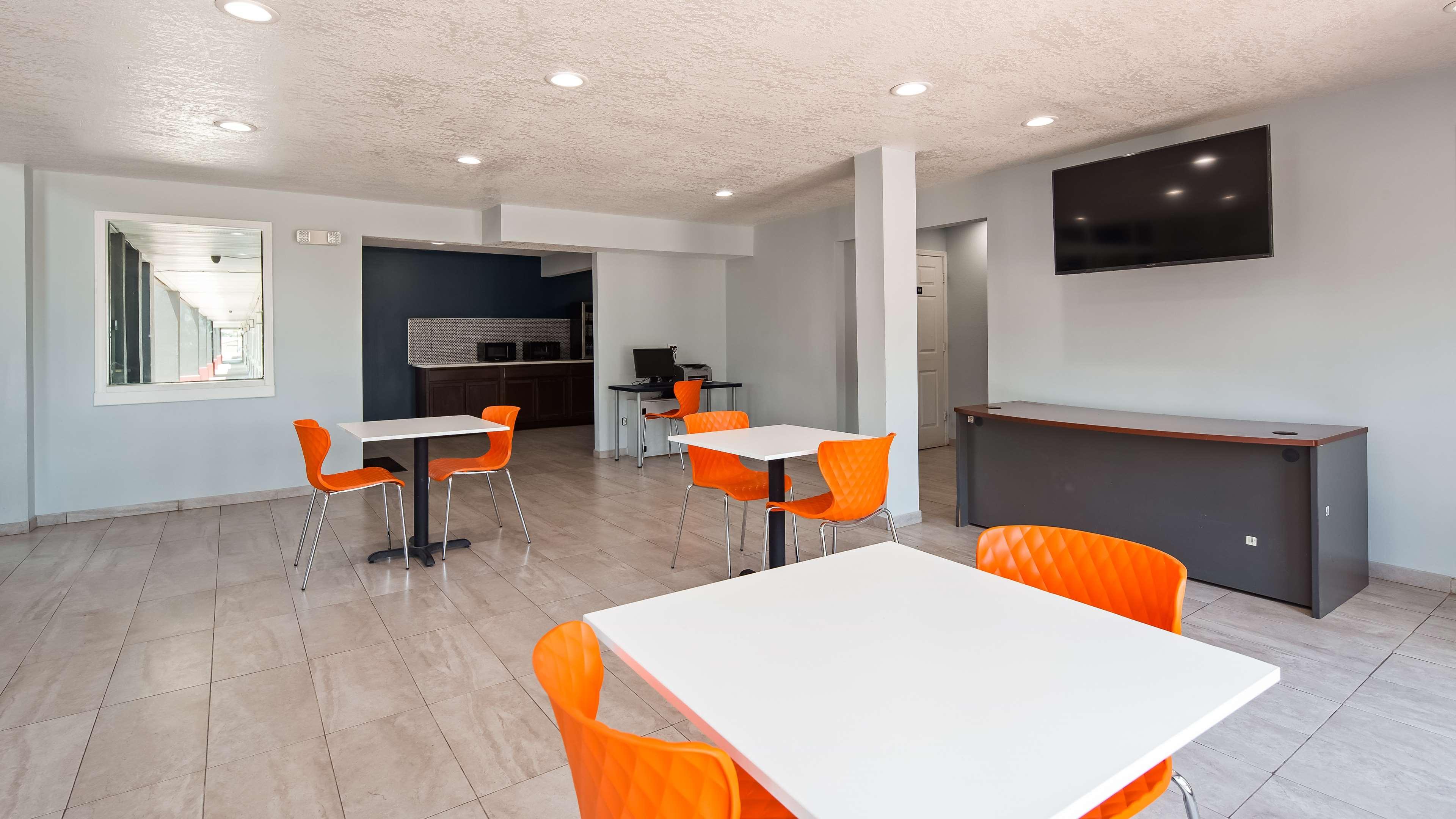 Surestay Hotel By Best Western Olathe Exterior photo
